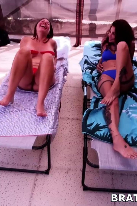 Pee Sluts