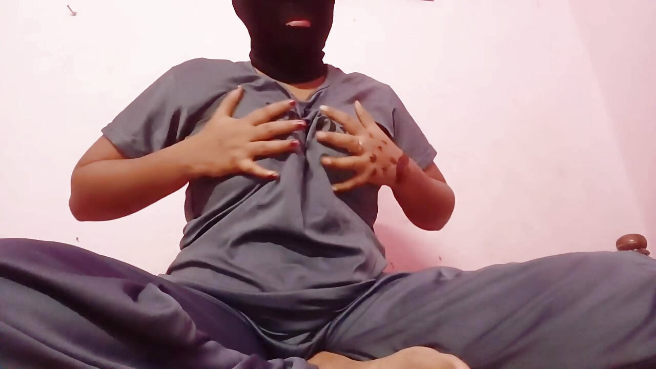 Xxx indian college girl finger video
