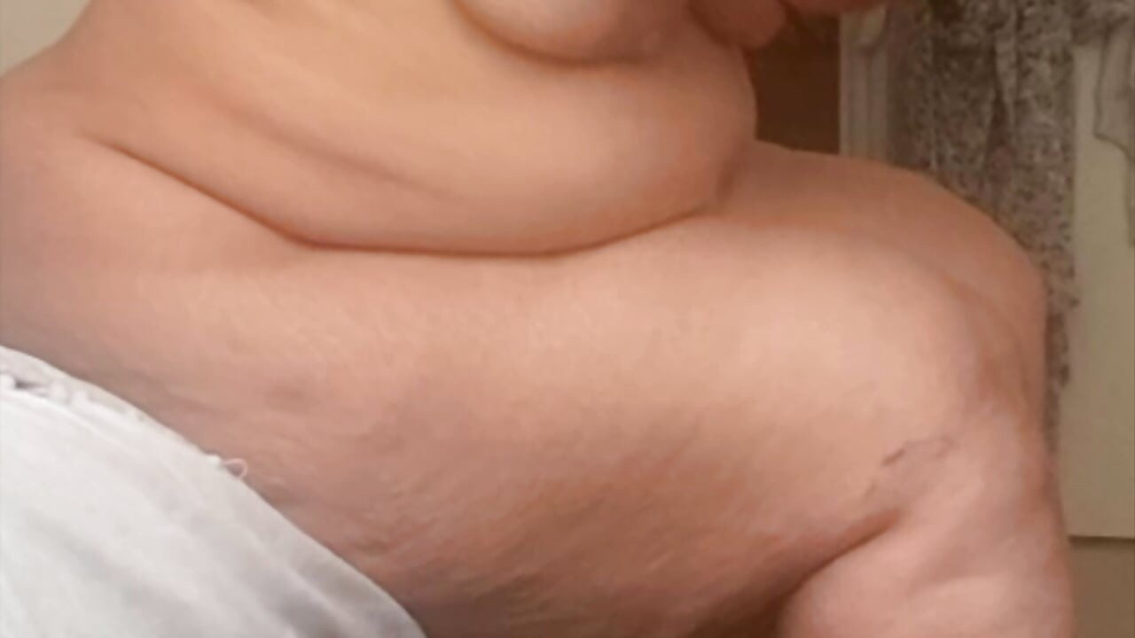 BBW gorący seksowny blow job Międzyrasowy masaż olejkiem. BBC Orzech na mojej twarzy. Puma międzyrasowy