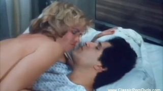 Boa enfermeira - sexo dos anos setenta, sentindo-se bem