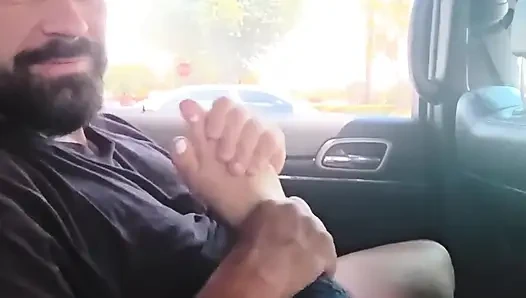 Istri Tetangga Suka Biarkan Aku Sembah Kaki Latinanya