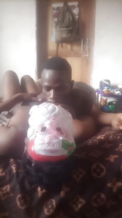 Popular Nigerian Actress Getting Laid Down for Missionary