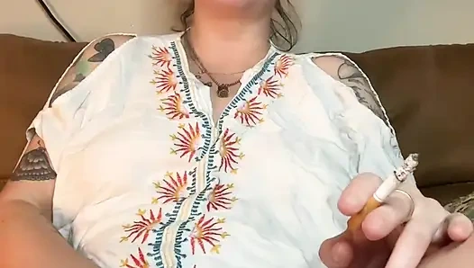 Smoking Fetish MILF Masturbation