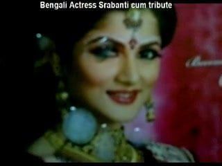Attrice bengalese Srabanti con omaggio