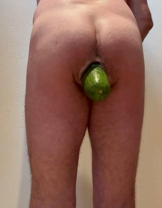 Anal agurk 37