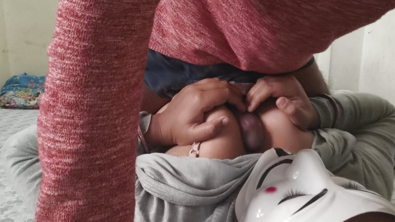 Bhabhi e suo marito fanno il bipista.