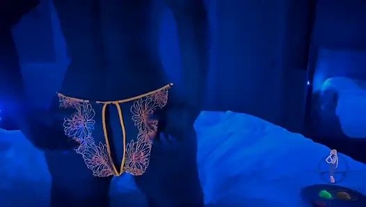 Пристегнуться, детка, эта попка не играет справедливо