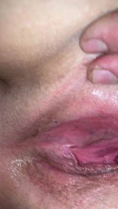 Chubby Redhead Slut Gets Creampie in Her Shaved Pussy