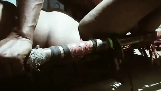 Hanya sehari sebelum Holi, aku punya.