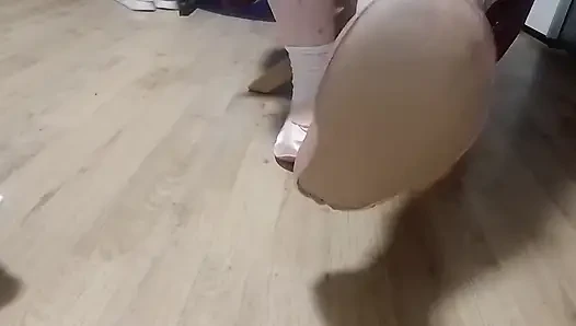 İlk jimnastik terliklerim ve beyaz çoraplar