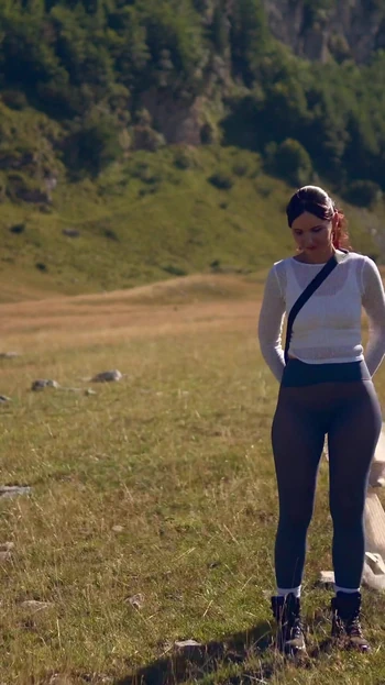 Must-see moment from "Hiking in a canyon"
