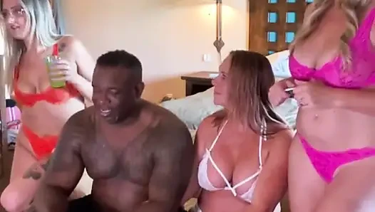 Livestream - Gangbang terbalik