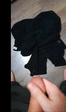 Massive Cumshot on the Laundry