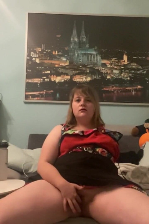 Amputee Costume tricks me to tripple masturbation