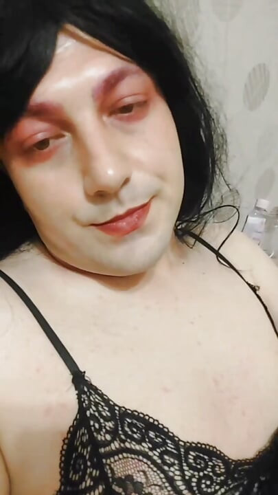 Sissy gótica dulce blanca con carita bonita