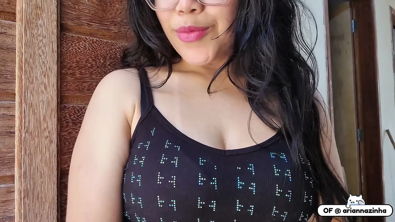 HOT MARRIED NEIGHBOR WANTED TO GIVE IT TO YOU
