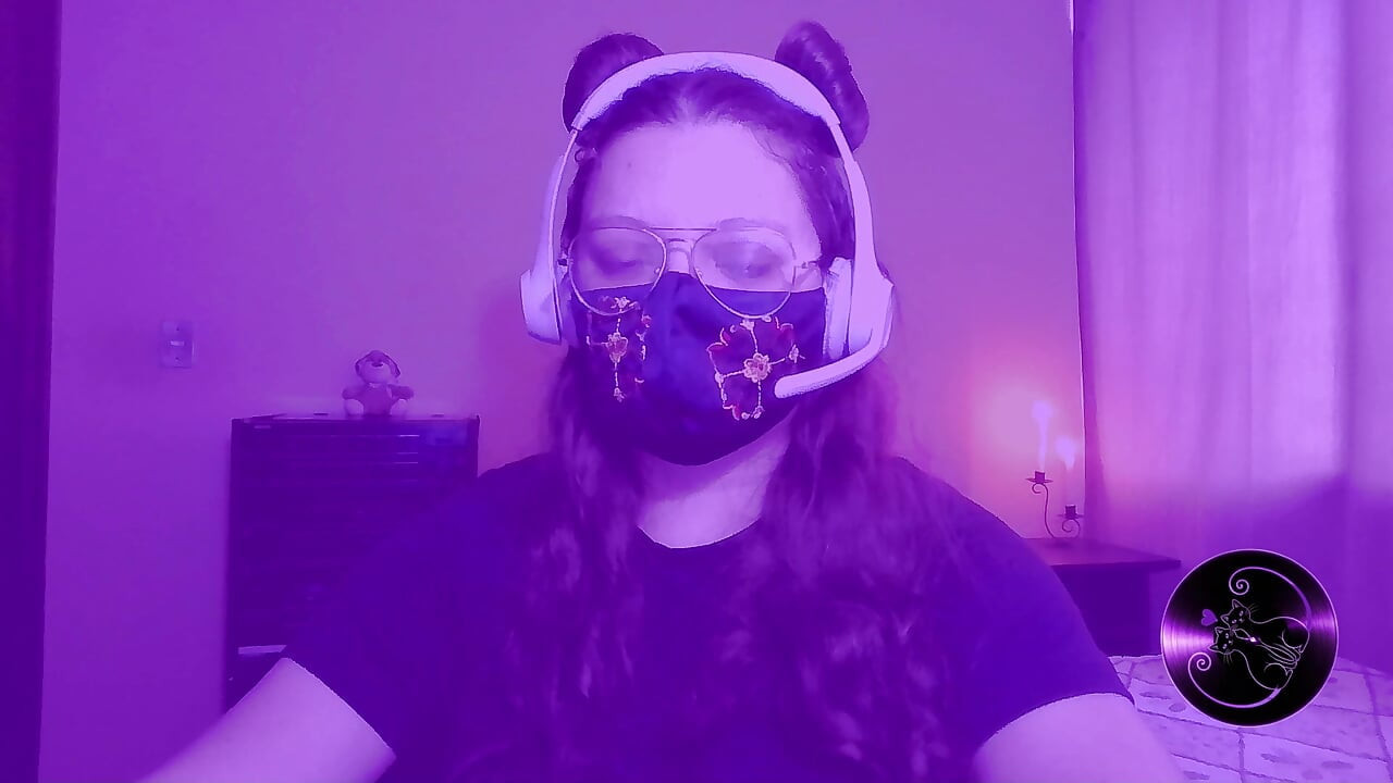 A Night of Play and Confessions