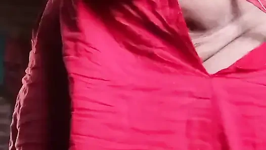 Indisches deshi dorf heiße sexi sanskaari hausfrau masturbiert Verführt ihre muschi