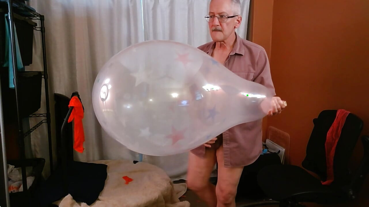 158) Pappa spretter 3 gigantiske ballonger og sæd til
