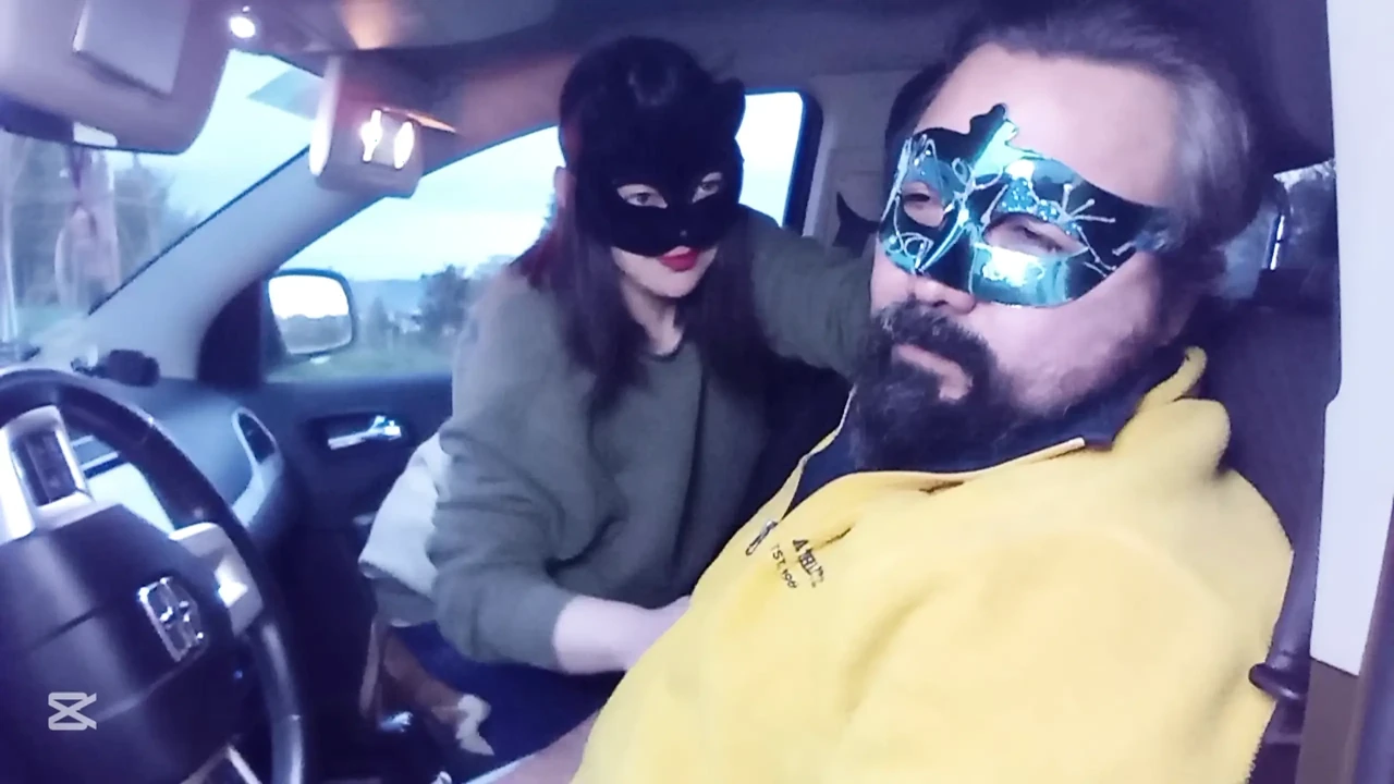 Face slapping in the Car