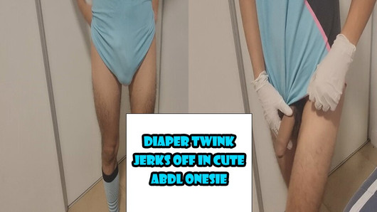 Diaper twink jerks off in cute abdl onesie