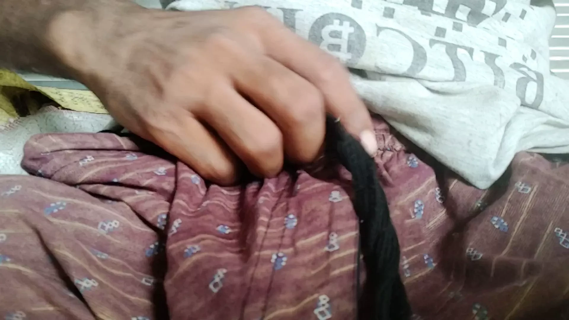 Desikria 주무르기 새로운 비디오 영상 현지 desi bhabi