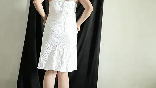 Muslim Hijab Indian-Style Satin Try-On – Curvy Big Ass & Shiny Fabric Tease