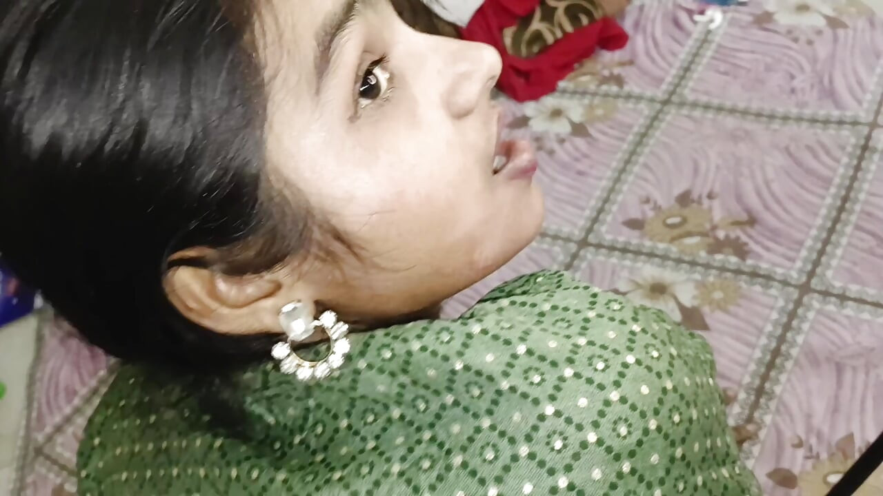 Curvy Indian Bhabhi Hard Doggy in Bedroom with Devar - Amateur Desi Homemade Roleplay