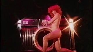 RollerGirl - винтажное волосатое соблазнение семидесятых, музыкальное видео