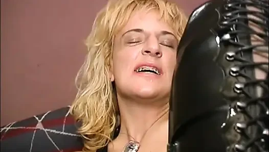 Eine sehr geile muschi will nur großen fick