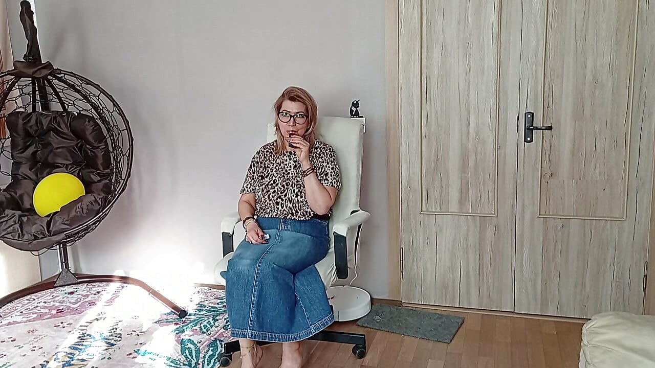 Psychologist Raisa Romanovna. The Ritual of becoming a Whore. Sanctification of mature holes .!.)) Hot russian casting!