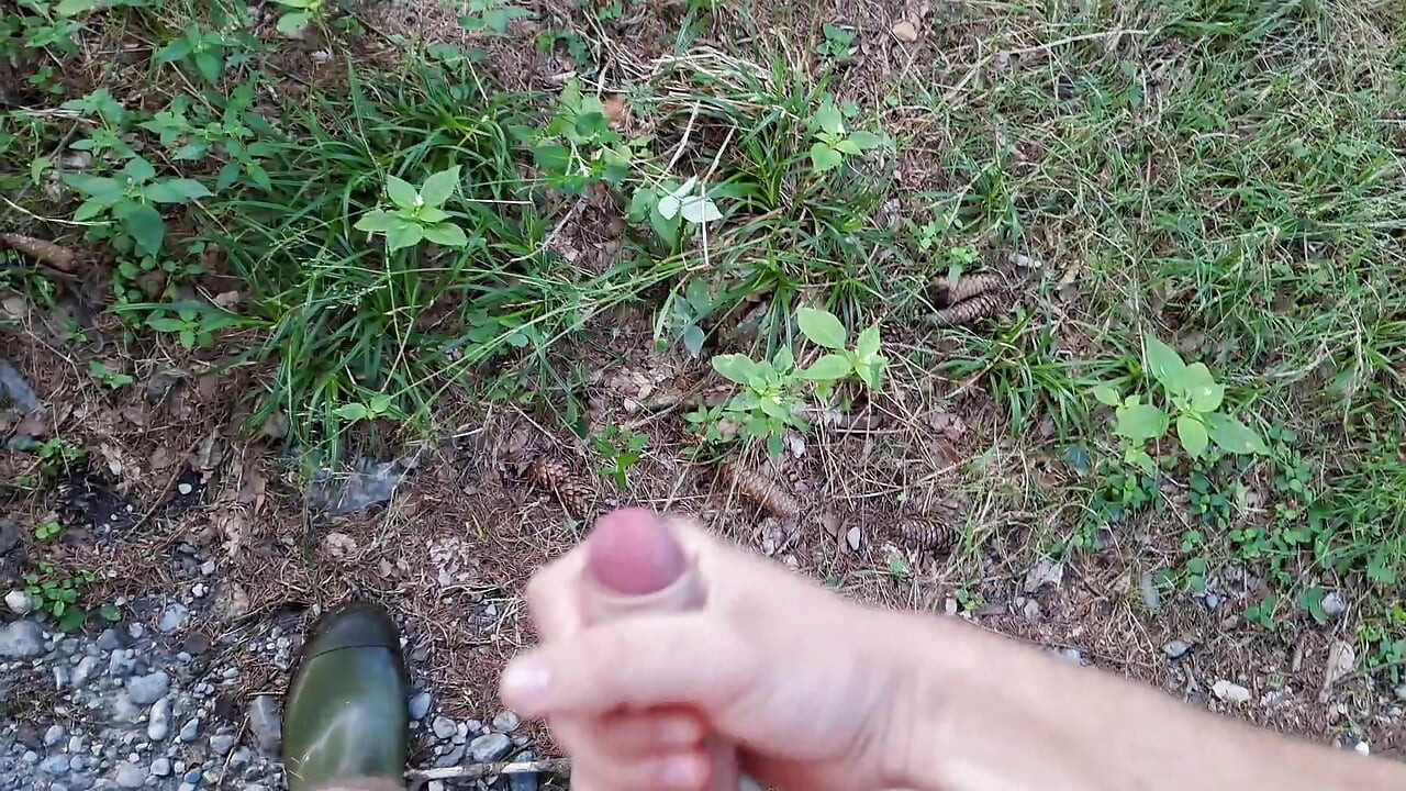 Teen masturbates riskily in the forest