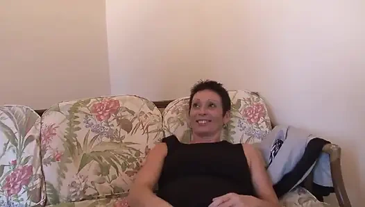 Amateur naughty old French cougar whore rimming and banging a huge young cock