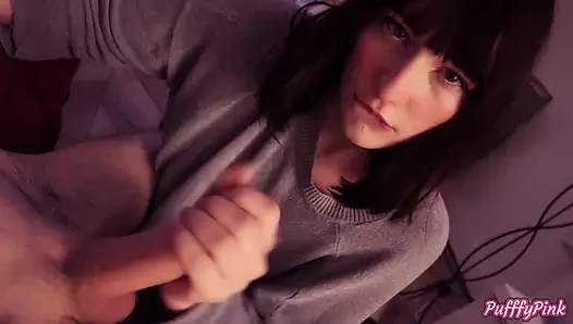 Aku pertama kali nyepong kontol sahabatku!