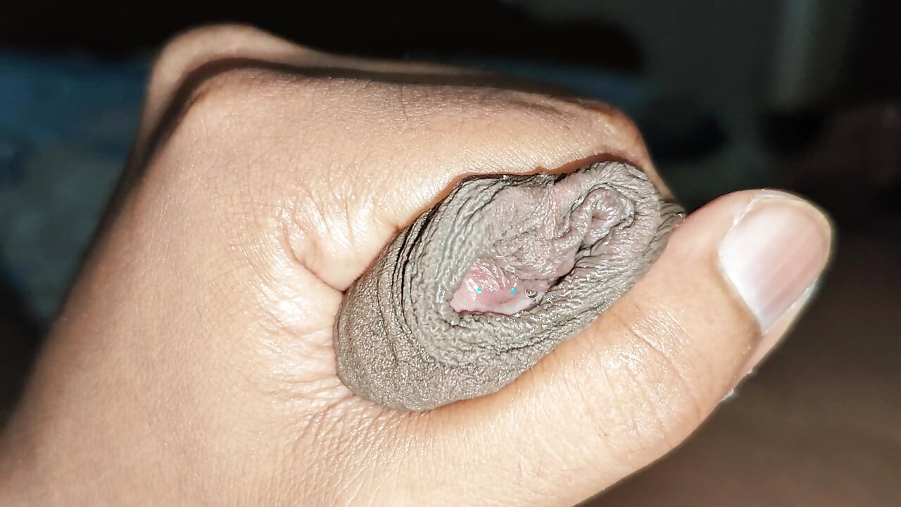 Teen boy masterbating after watching porn