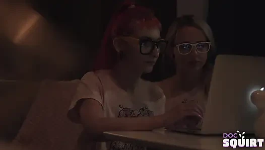 Возбужденный док заставляет сексуальную красотку сквиртовать и достичь оргазма