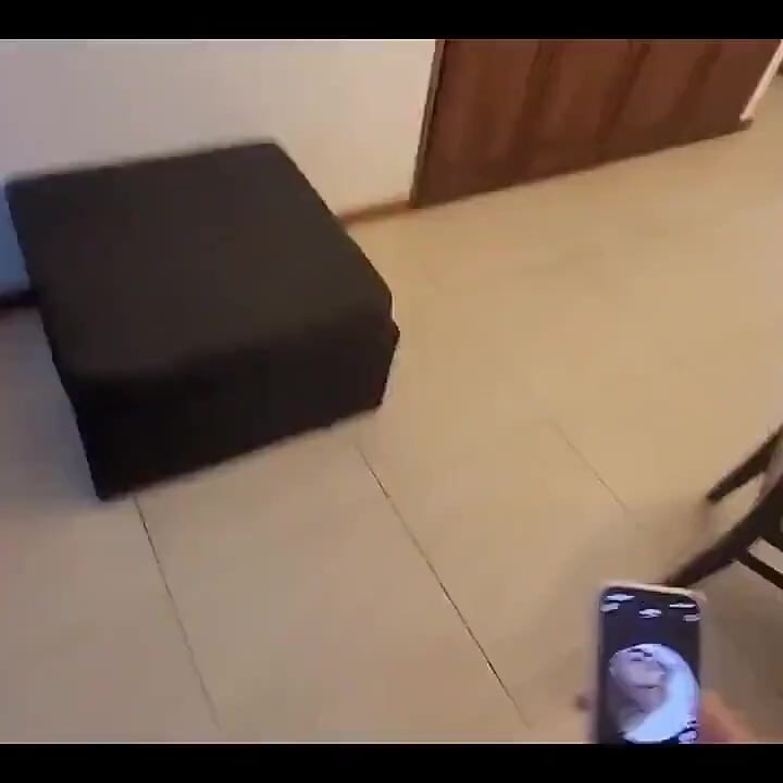Bu sayfada çok hassas oldukları ve hiçbir şeyin yayınlanmasına izin vermedikleri için başlığı yok
