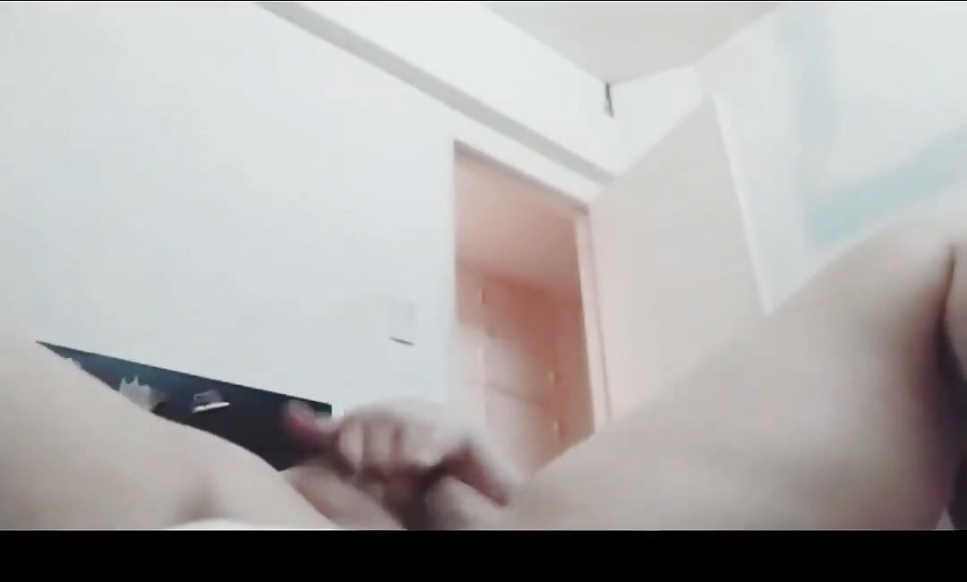 Red-haired Double Amputee Masturbating
