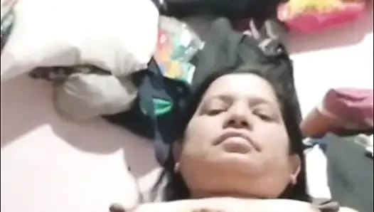 Desi girl figure show