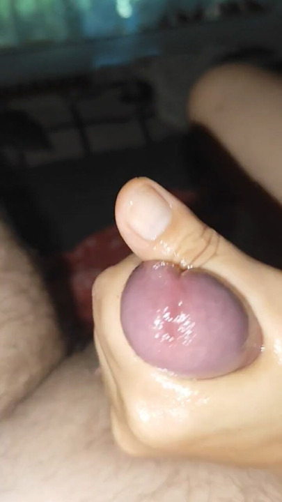 Dominant Oil Handjob POV – Close-Up Control, Intense Finish & Her Shocked Reaction | Clip 2