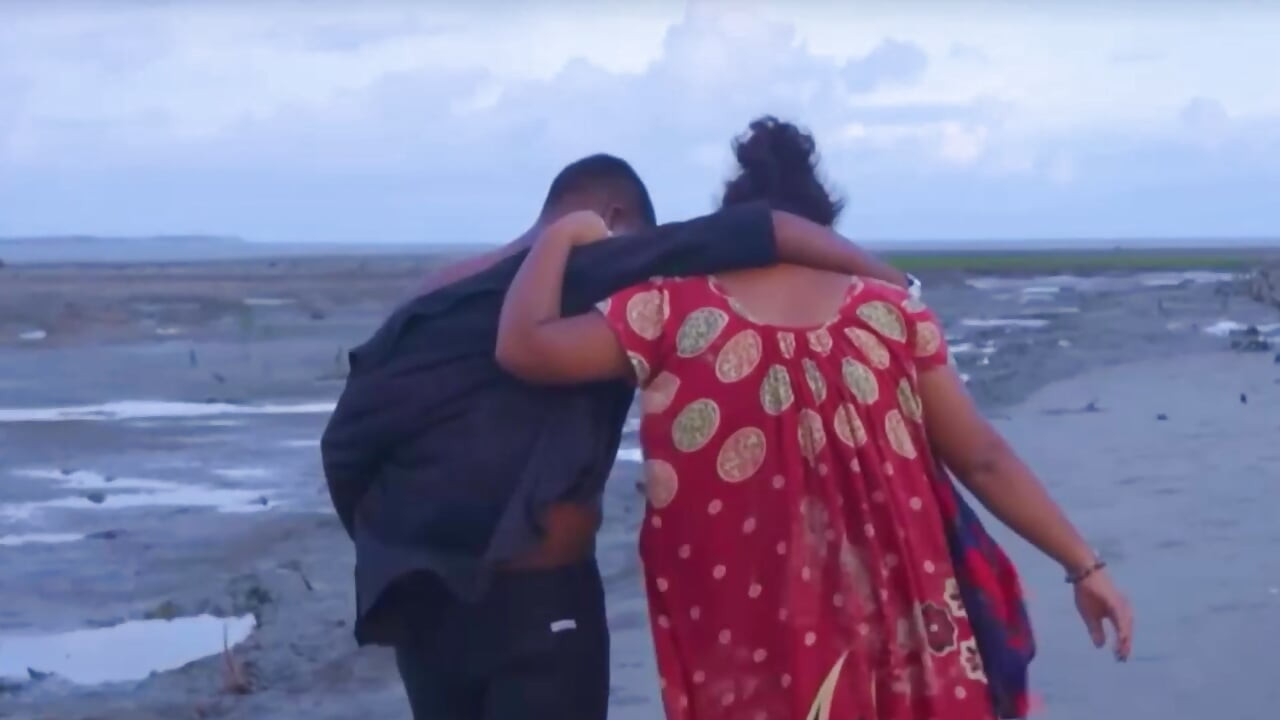 रोमांटिक हनीमून.