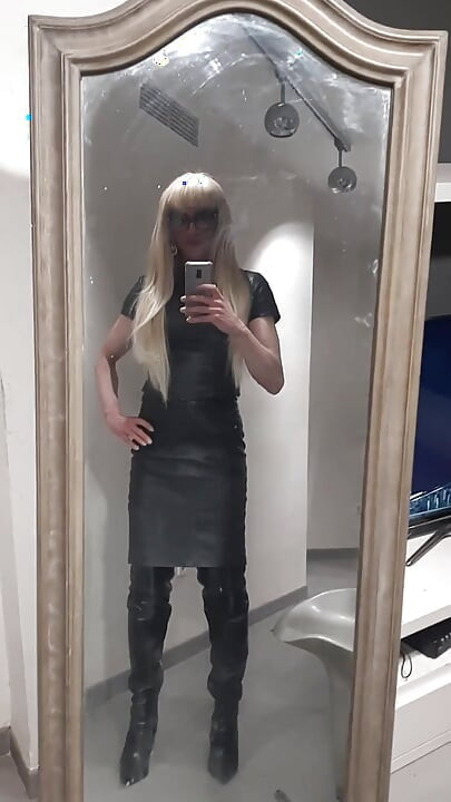 Leather Jmzp
