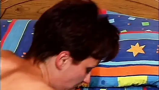 Bir yabancıyla randevu yoğun bir yakınlık getiriyor