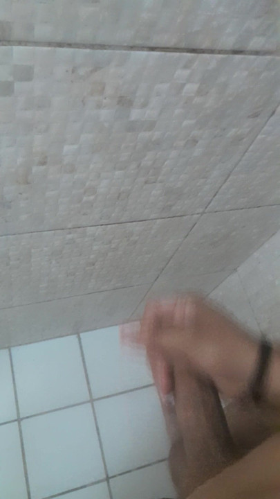 Showing my dick in the shower