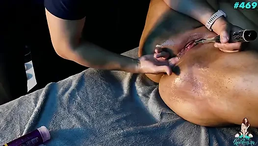 BBW masaj alıyordu, neredeyse yumruk attım ve çok sıçrattı