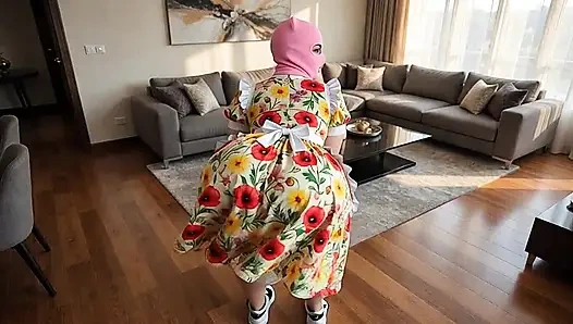 Pantat besar dalam gaun