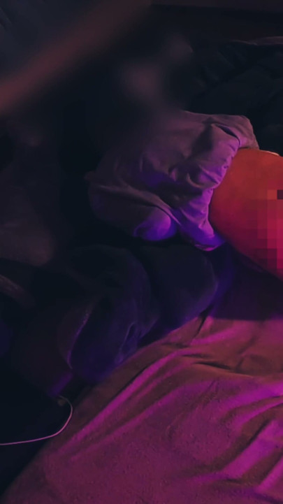 pillow humping | Clip 3