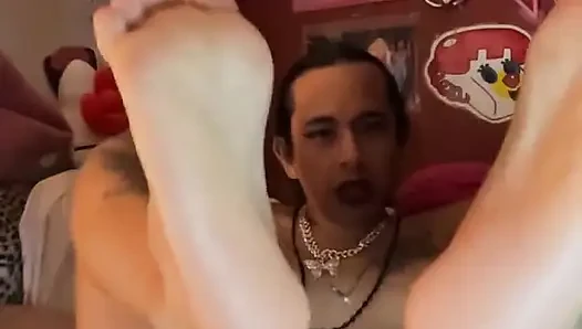 Sucking Toes