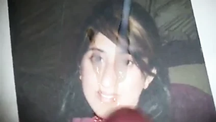 Cum üzerinde melekler yüz