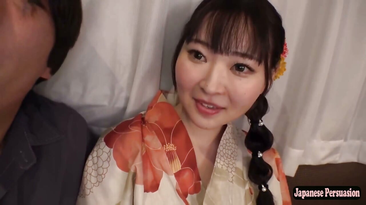 Yamato Nadeshiko Beauty. Bir Kimono dükkanı heiress zarif izin gününün tadını çıkarıyor.